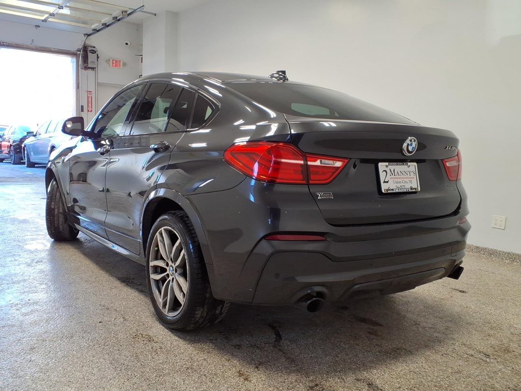 Used 2018 BMW X4 M40i image 6