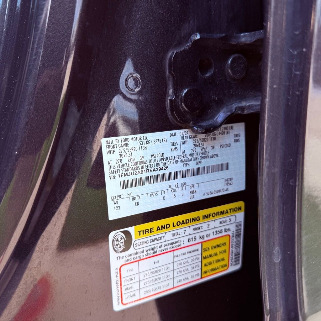 Used 2024 Ford Expedition Limited image 41