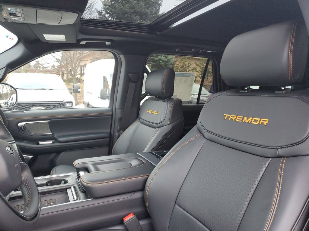 New 2025 Ford Expedition Tremor image 7