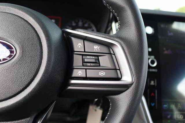 Used 2025 Subaru Outback Premium image 25