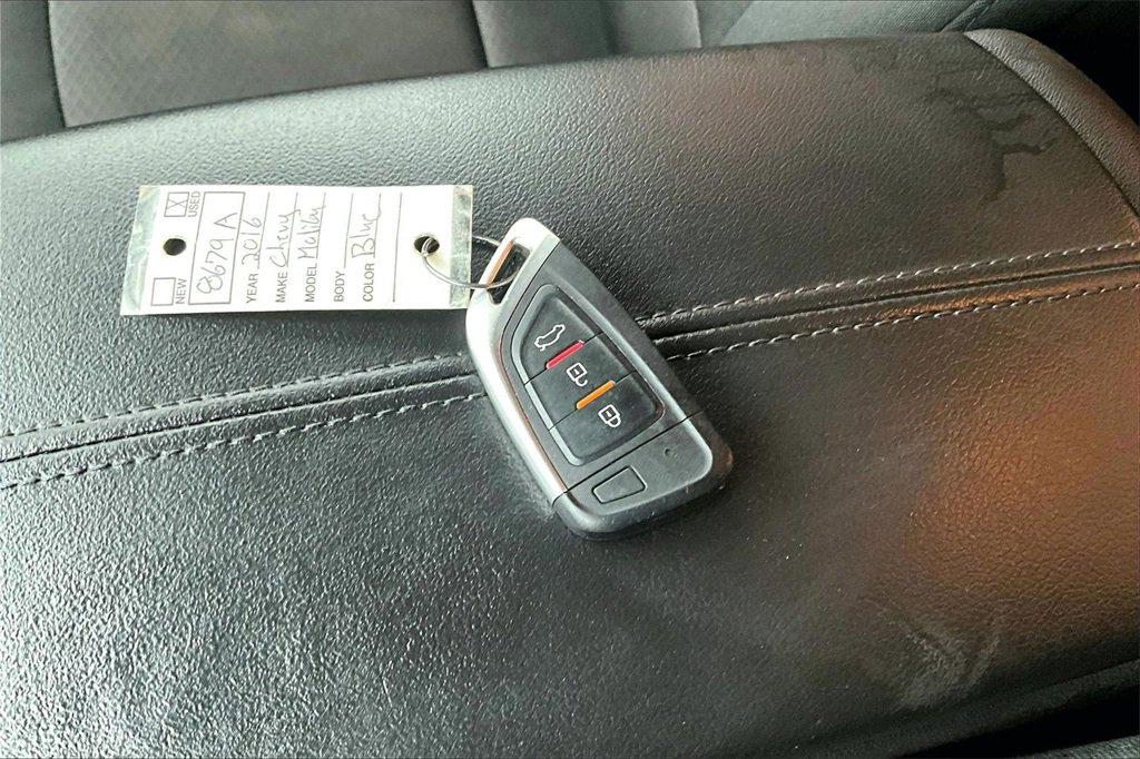 Used 2016 Chevrolet Malibu LT image 31