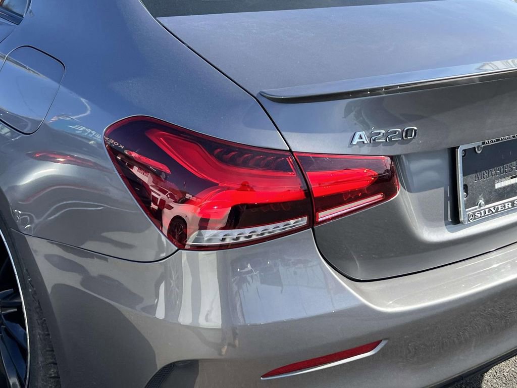 Used 2022 Mercedes-Benz A 220 4MATIC image 11