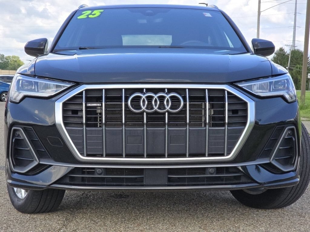 Used 2025 Audi Q3 2.0T Premium AWD/4WD image 15