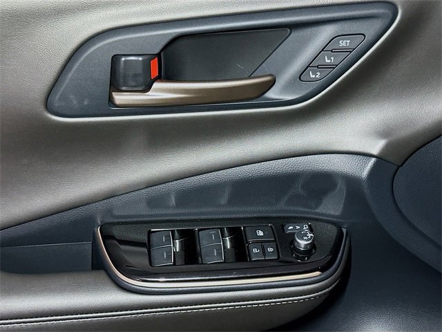 New 2026 Toyota Crown Nightshade image 12