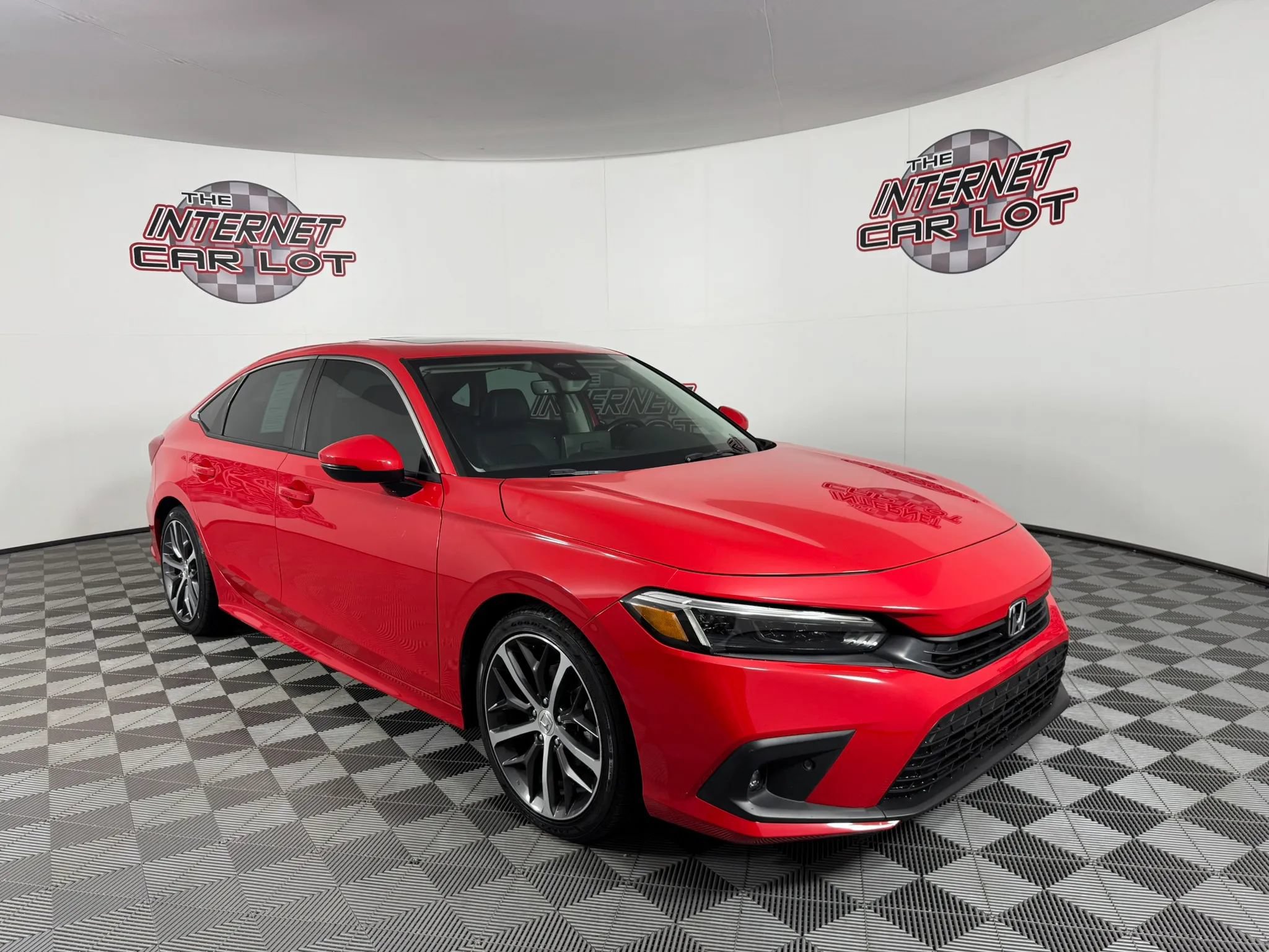 Used 2022 Honda Civic Touring image 9