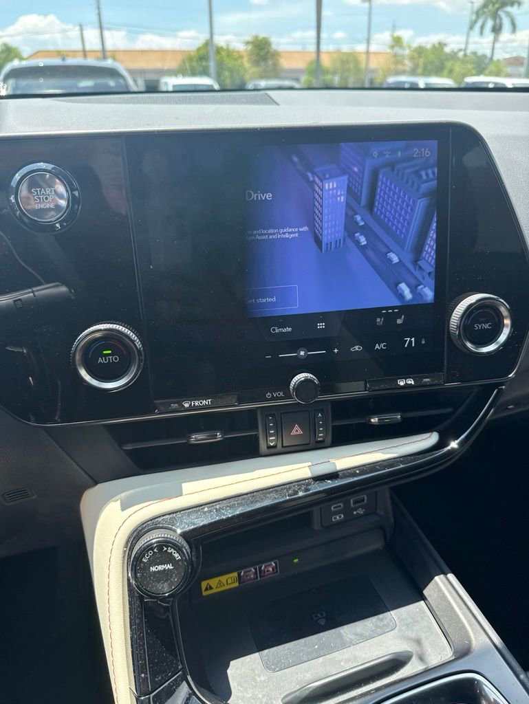Used 2023 Lexus NX 350 AWD image 2