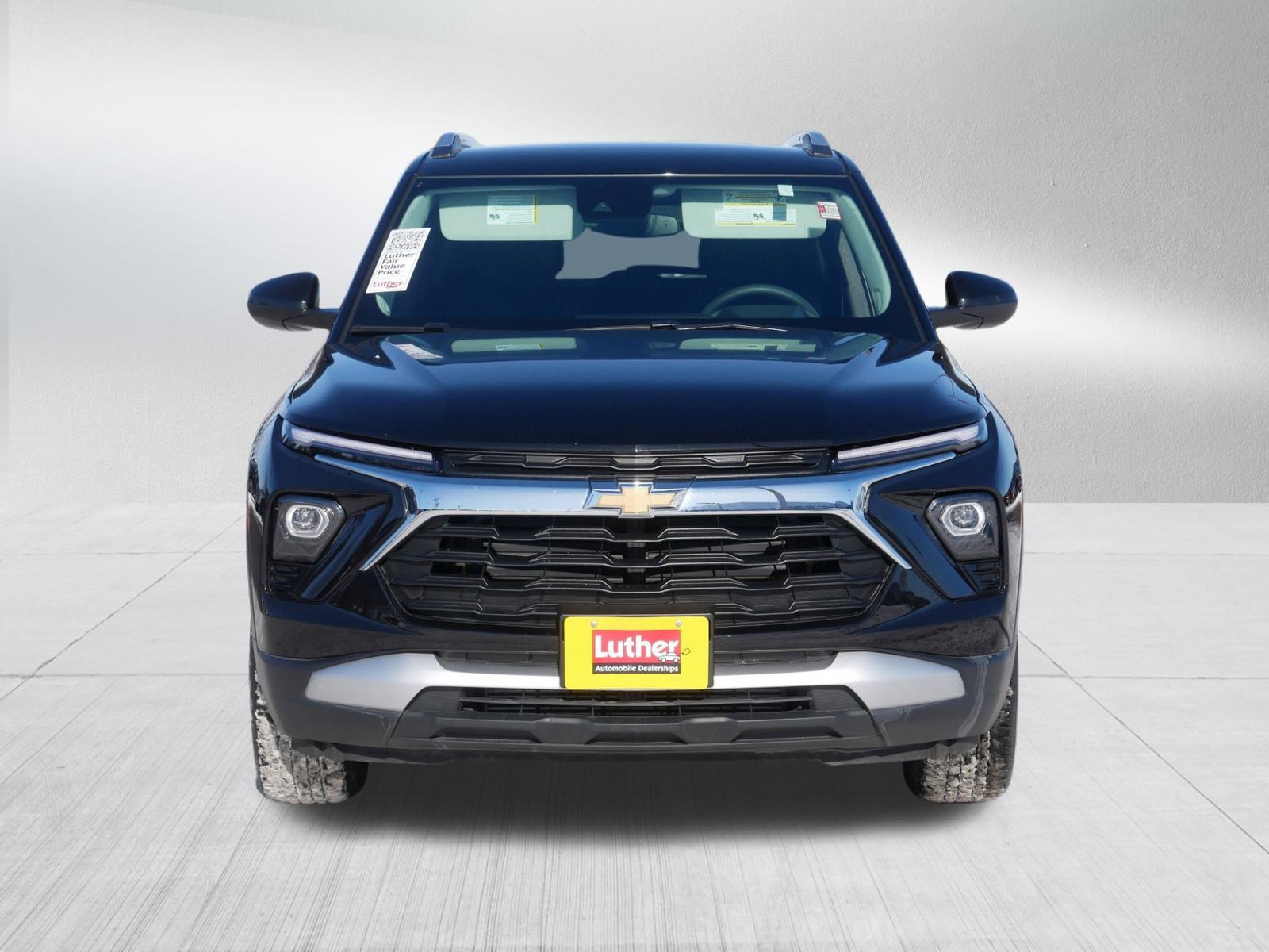 Used 2025 Chevrolet TrailBlazer LT image 2