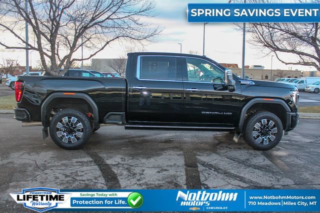 Used 2024 GMC Sierra 3500 Denali w/ Denali Reserve Package AWD/4WD image 7