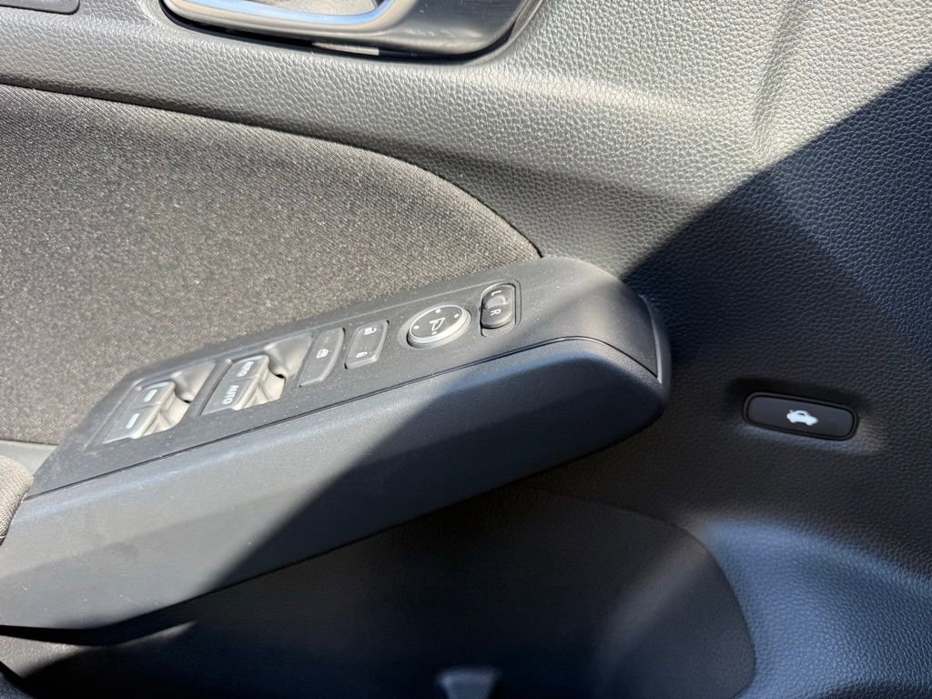 Used 2023 Honda Civic LX image 36