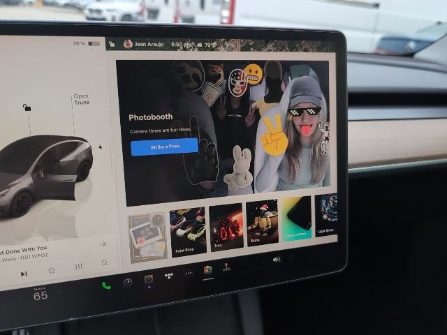 Used 2022 Tesla Model Y Performance image 18