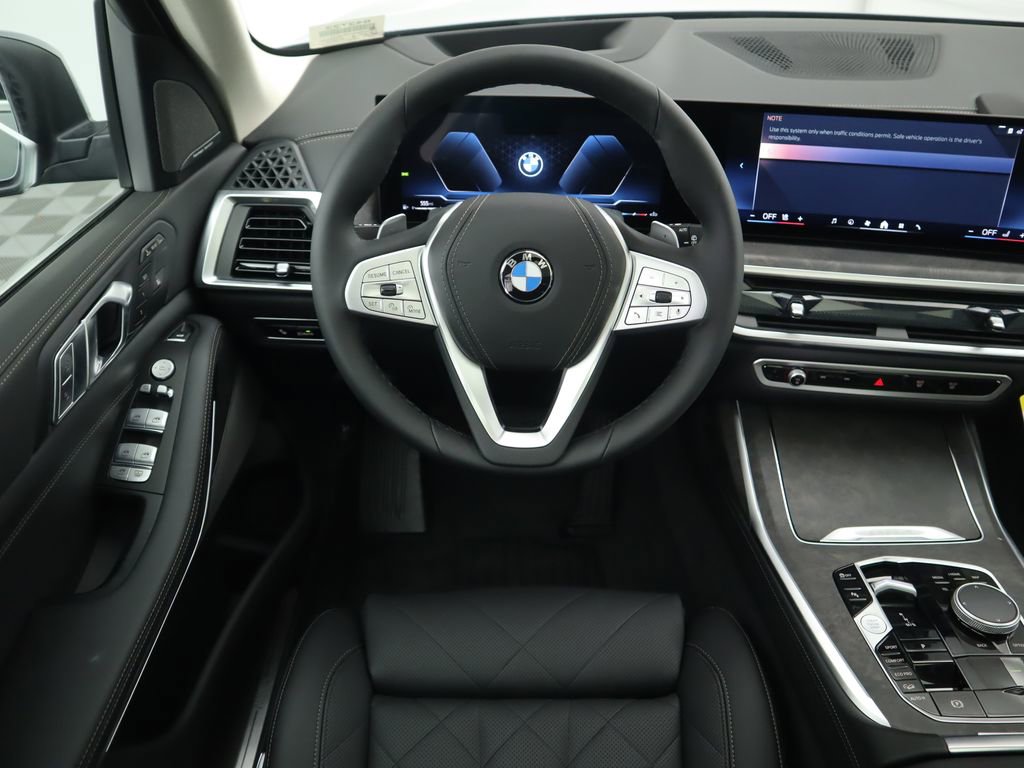 Used 2026 BMW X7 xDrive40i w/ Premium Package image 11