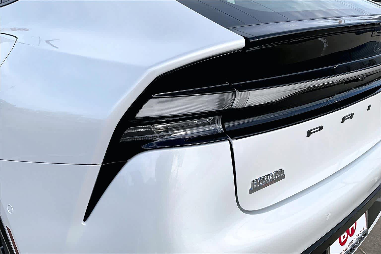 New 2026 Toyota Prius Plug-In Hybrid FWD image 14