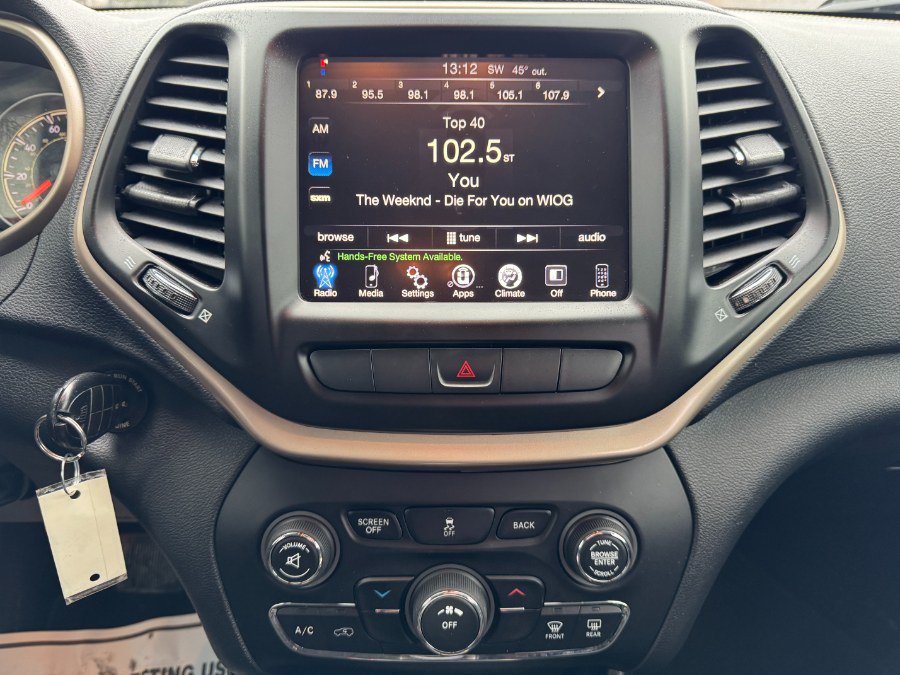 Used 2014 Jeep Cherokee Latitude FWD image 22