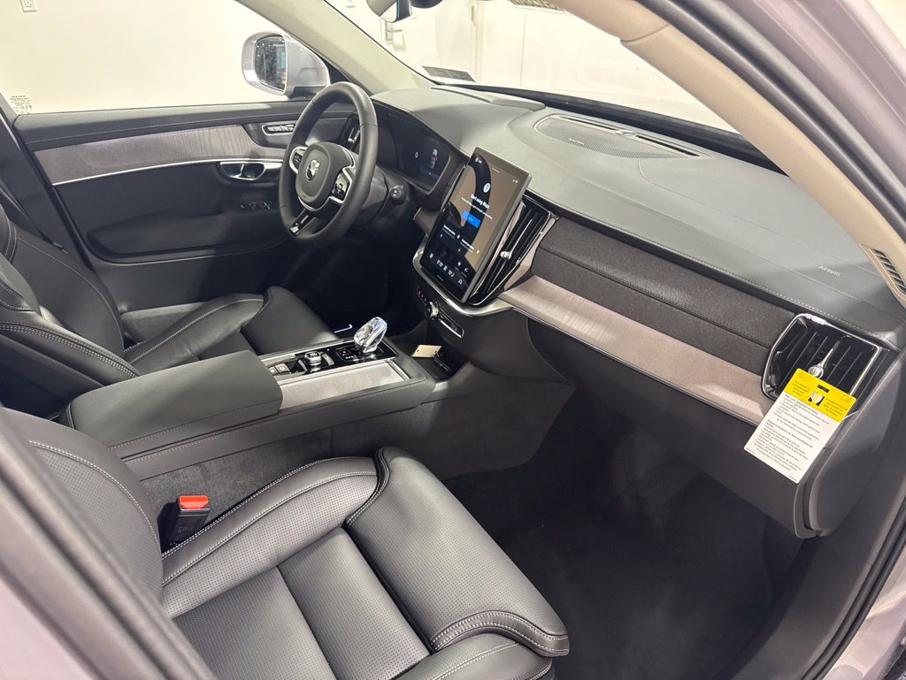 New 2026 Volvo XC90 B6 Ultra w/ Protection Package AWD/4WD image 25