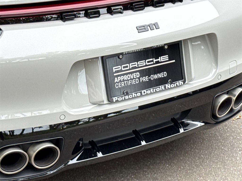 Used 2024 Porsche 911 Carrera S image 10