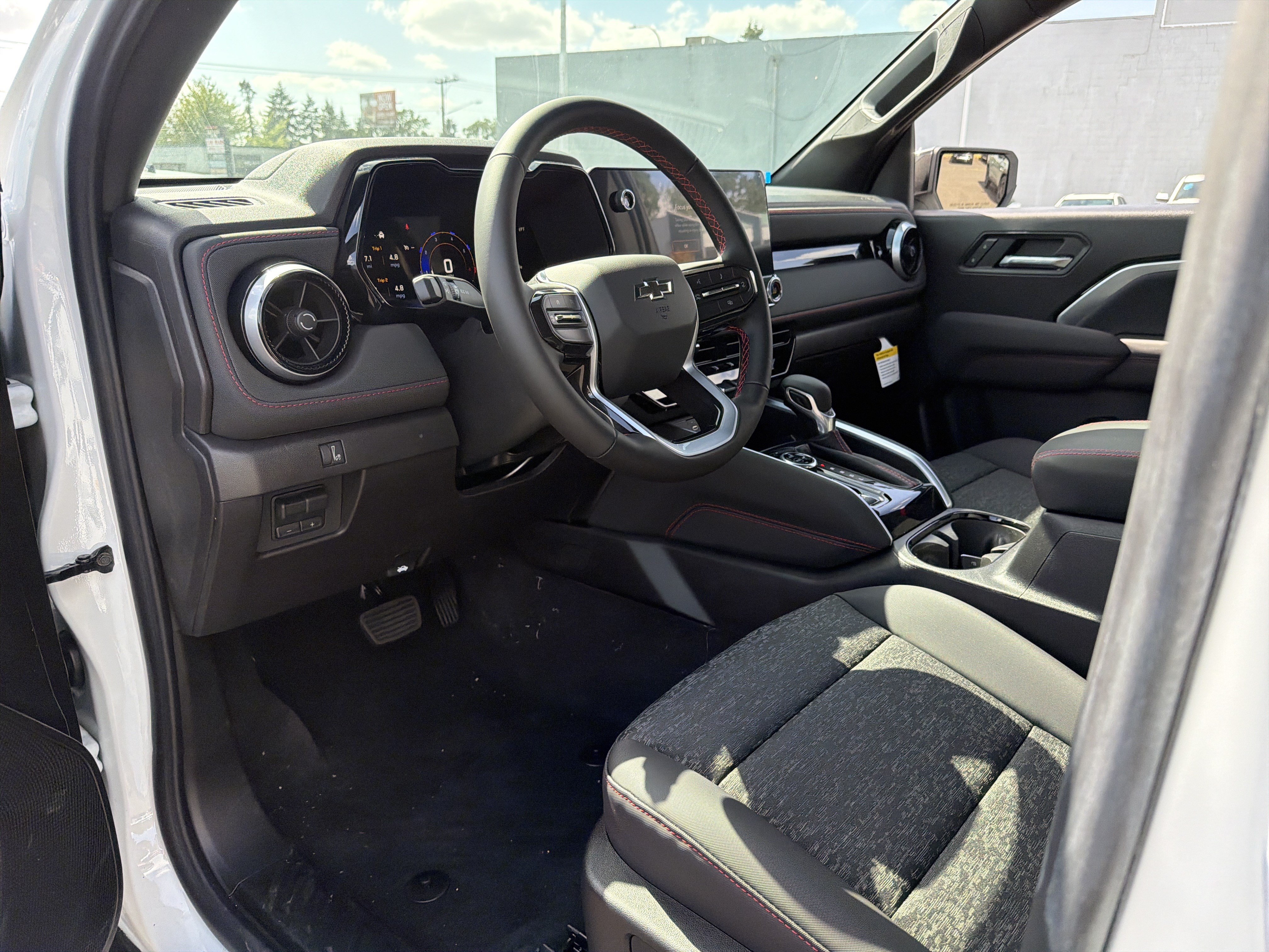 New 2026 Chevrolet Colorado Z71 AWD/4WD image 9