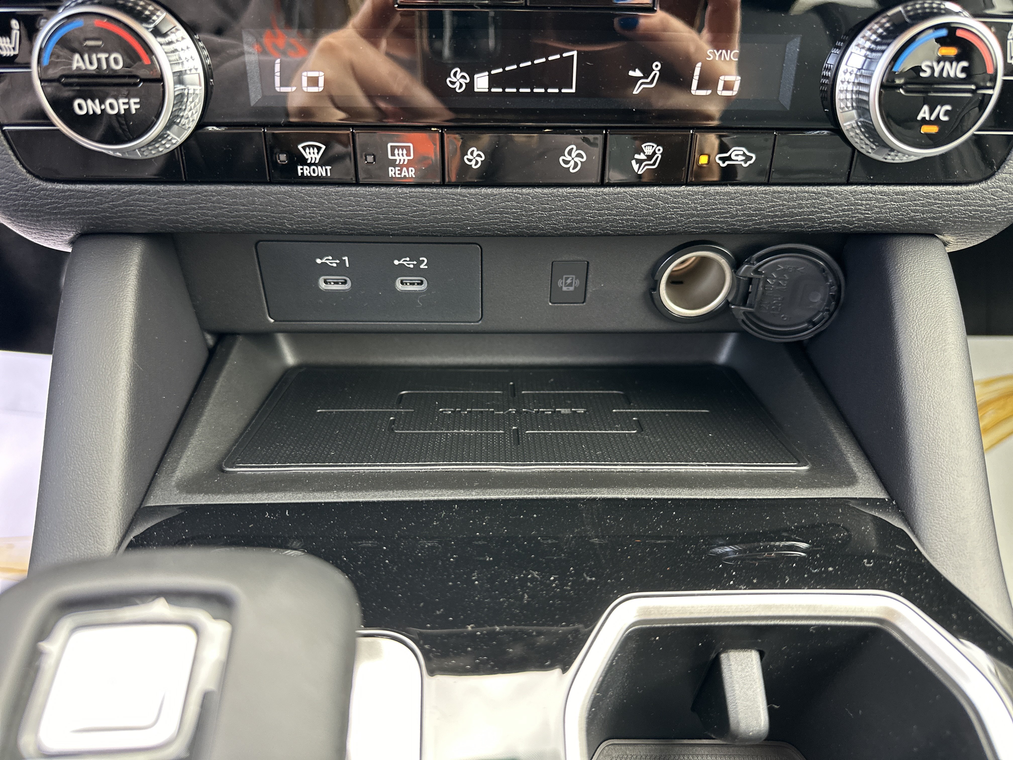 New 2026 Mitsubishi Outlander SE AWD/4WD image 16