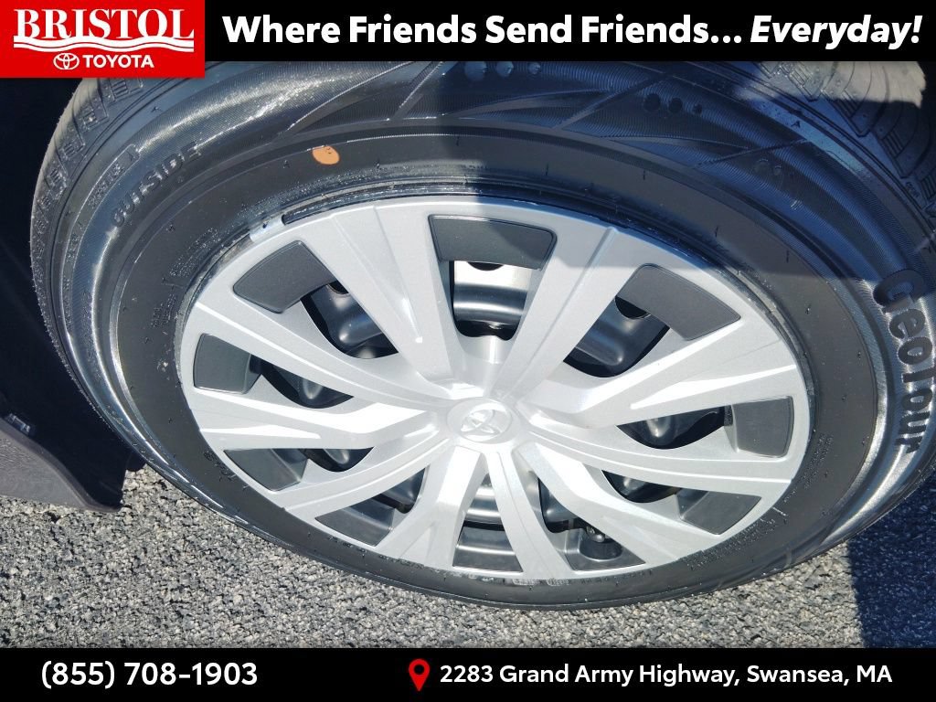 Used 2018 Toyota Camry LE w/ Audio Package FWD image 13