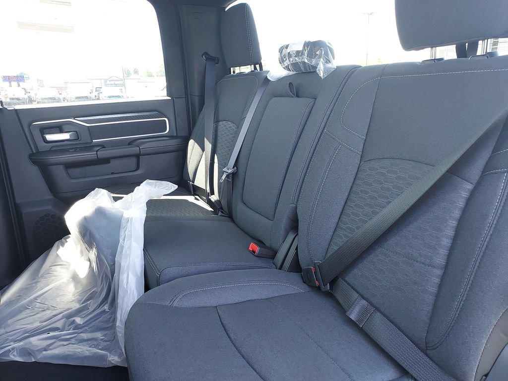 New 2026 RAM 2500 Big Horn AWD/4WD image 28