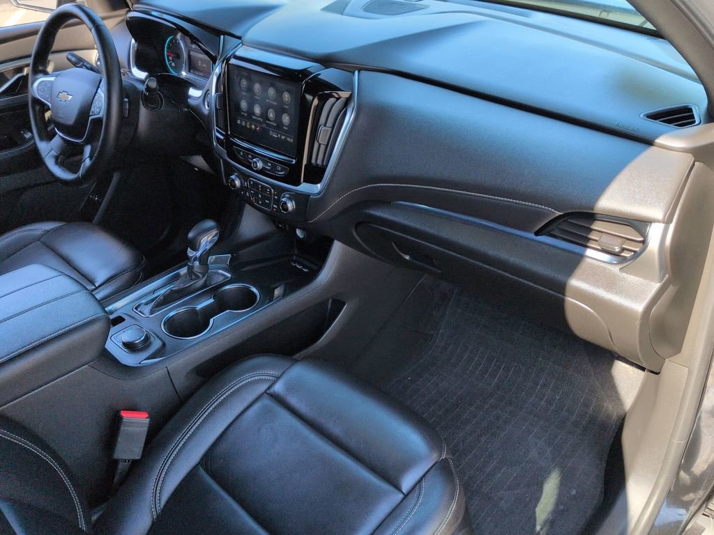 Certified 2023 Chevrolet Traverse LT image 24