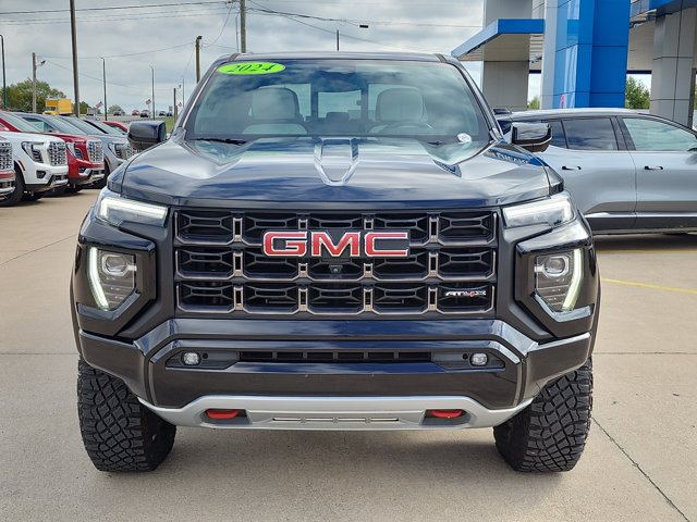 Used 2024 GMC Canyon AT4X AWD/4WD image 8