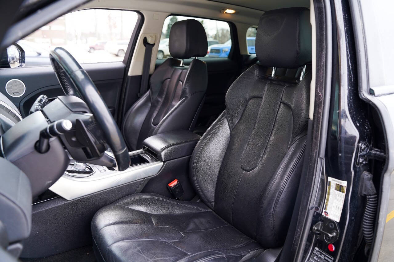 Used 2014 Land Rover Range Rover Evoque Pure Plus image 11