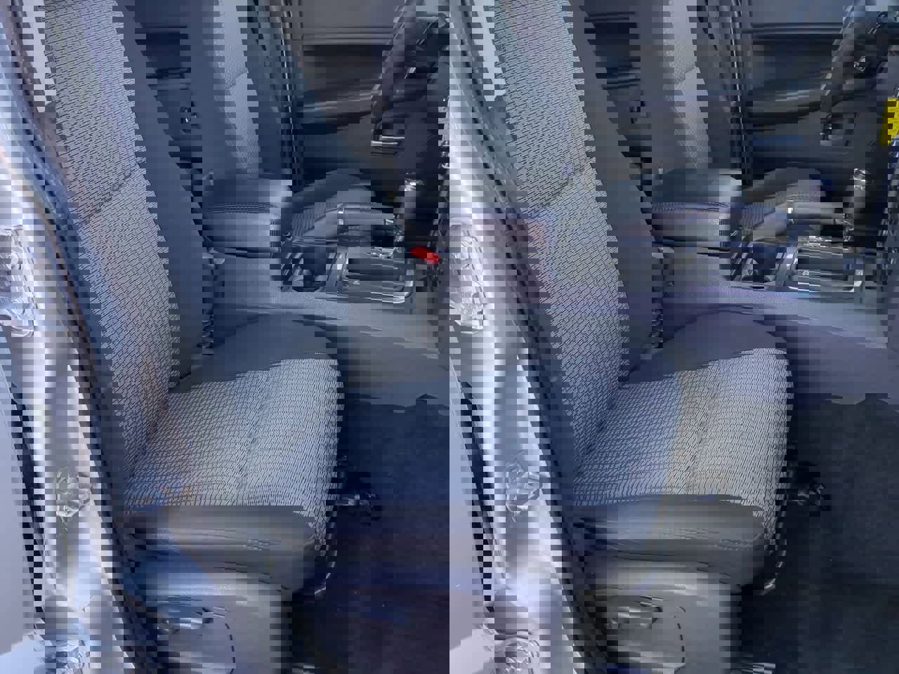 Used 2010 Jeep Grand Cherokee Laredo image 20