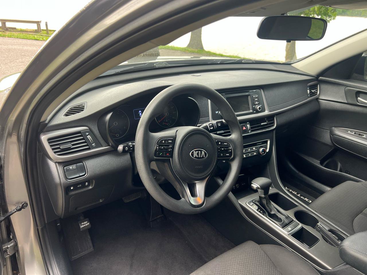 Used 2017 Kia Optima LX w/ Driver Convenience Package FWD image 31