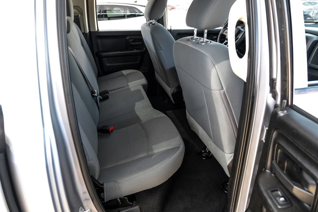 Used 2019 RAM 1500 Tradesman w/ Chrome Plus Package RWD image 29
