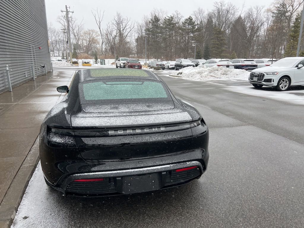 Used 2024 Porsche Taycan image 34