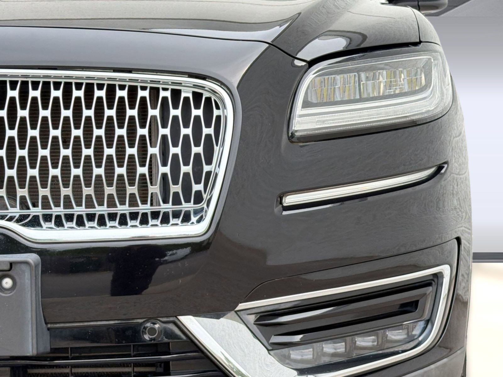 Used 2020 Lincoln Nautilus Reserve w/ Equipment Group 201A FWD image 11
