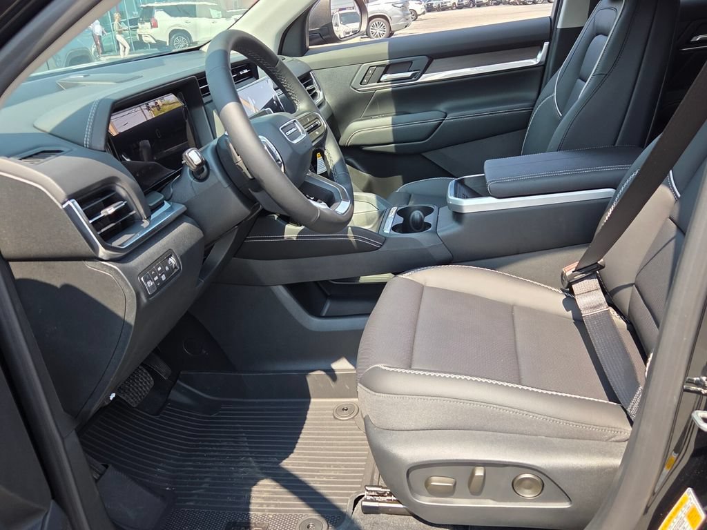 New 2026 GMC Terrain Denali w/ LPO, Floor Liner Package AWD/4WD image 3