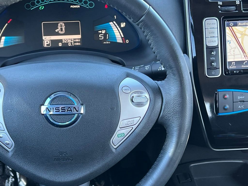 Used 2017 Nissan Leaf SV w/ Premium Package image 23