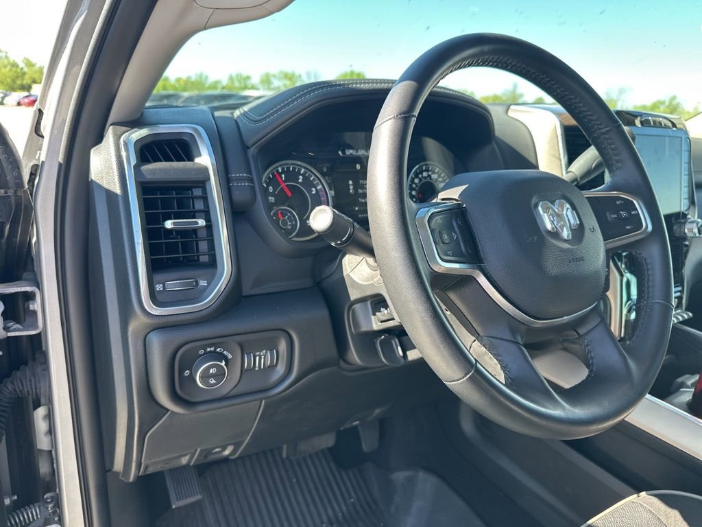 Used 2024 RAM 3500 Laramie AWD/4WD image 14