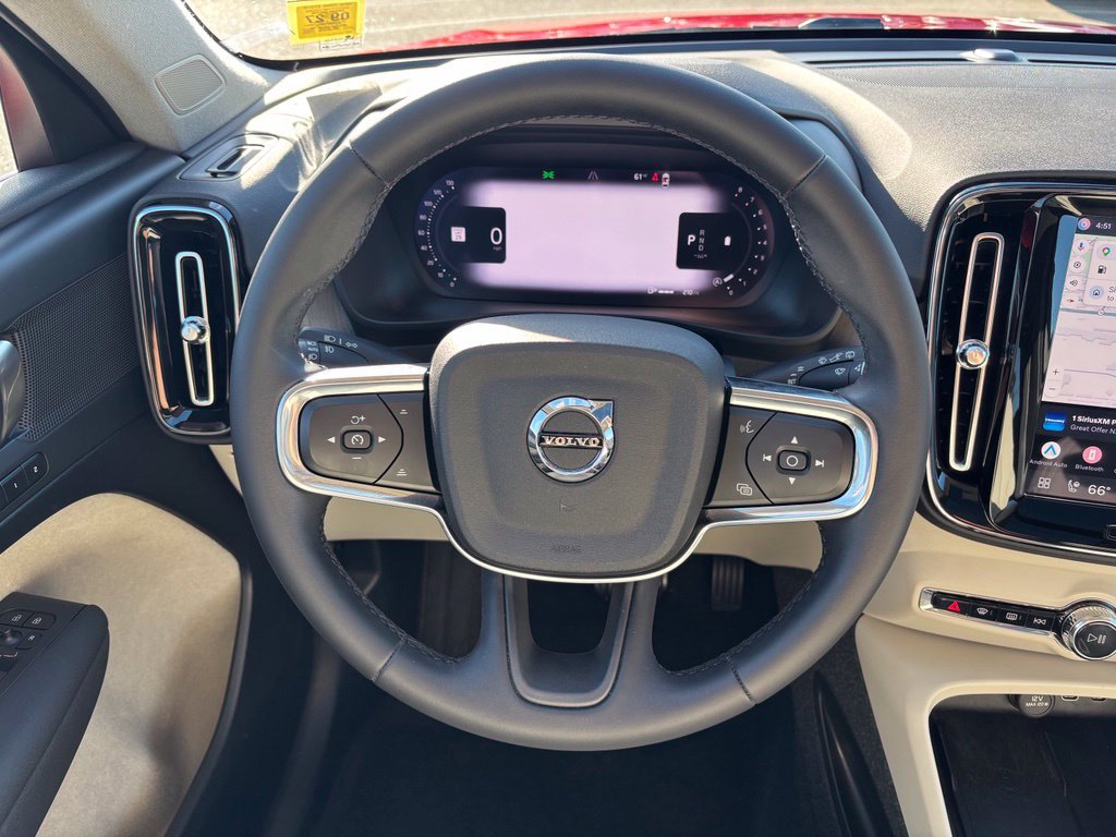 Certified 2024 Volvo XC40 B5 Plus w/ Climate Package AWD/4WD image 7