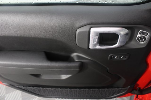 New 2026 Jeep Wrangler Unlimited Rubicon w/ Convenience Group image 13