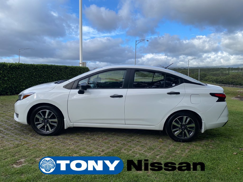 Used 2024 Nissan Versa S w/ S Plus Package FWD image 4
