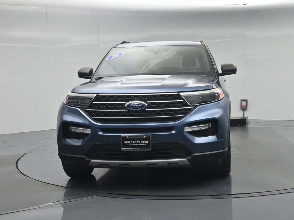 Certified 2020 Ford Explorer XLT w/ Equipment Group 202A RWD image 28