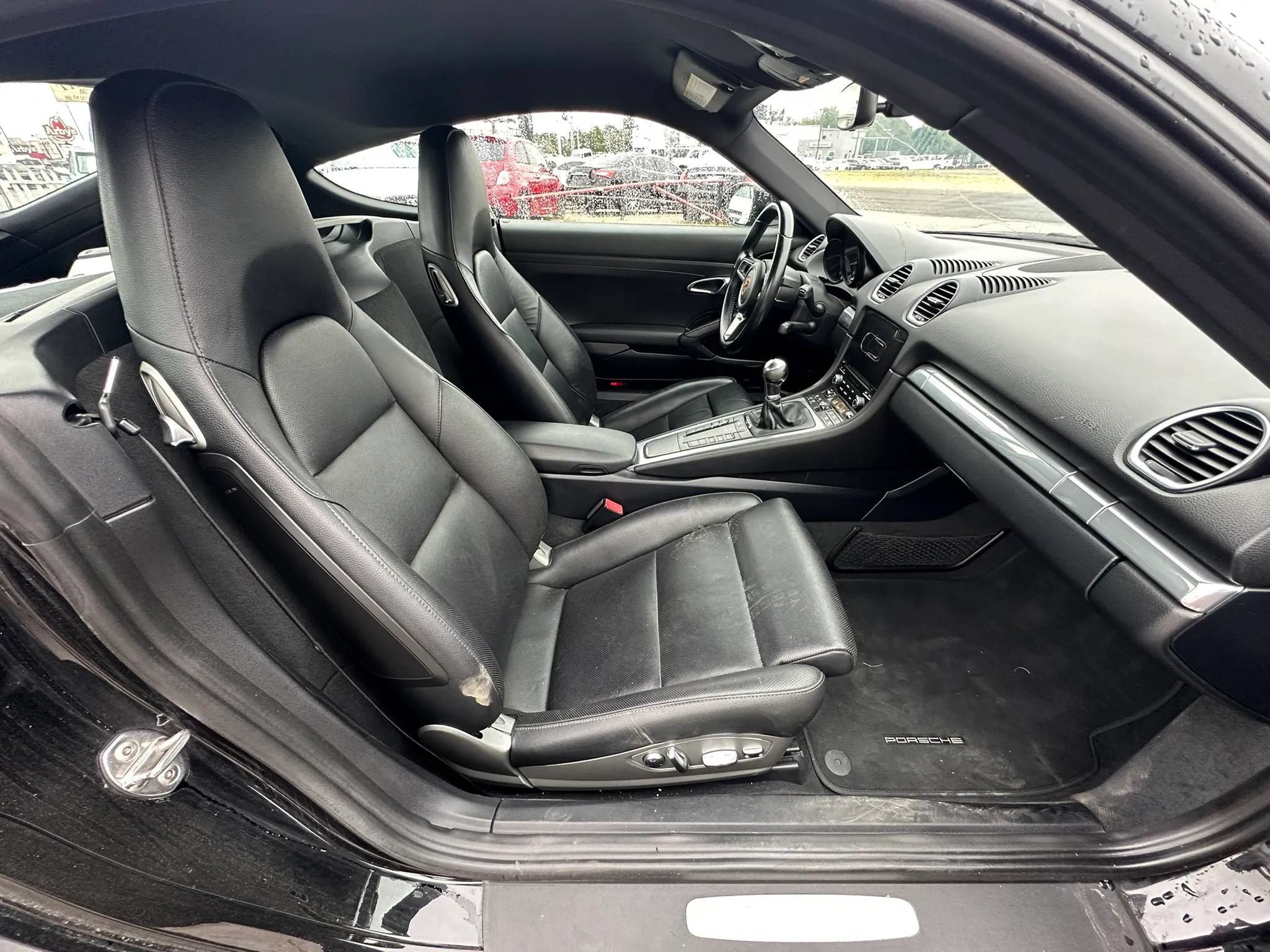 Used 2019 Porsche 718 Cayman RWD image 10
