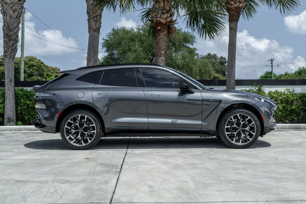 Used 2021 Aston Martin DBX AWD/4WD image 9