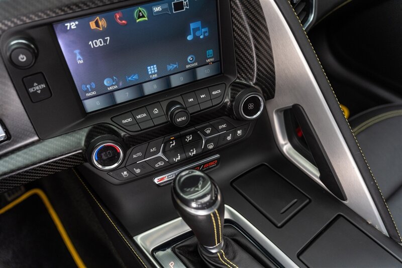 Used 2018 Chevrolet Corvette Z06 RWD image 89
