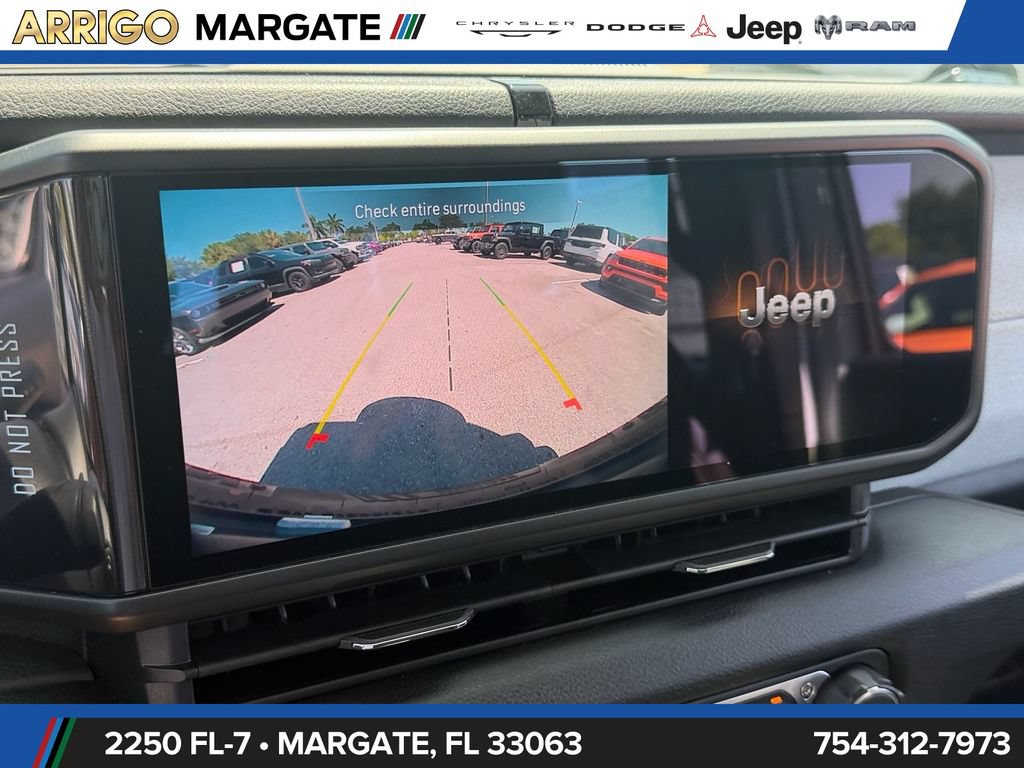 New 2026 Jeep Wrangler Unlimited Sahara AWD/4WD image 22
