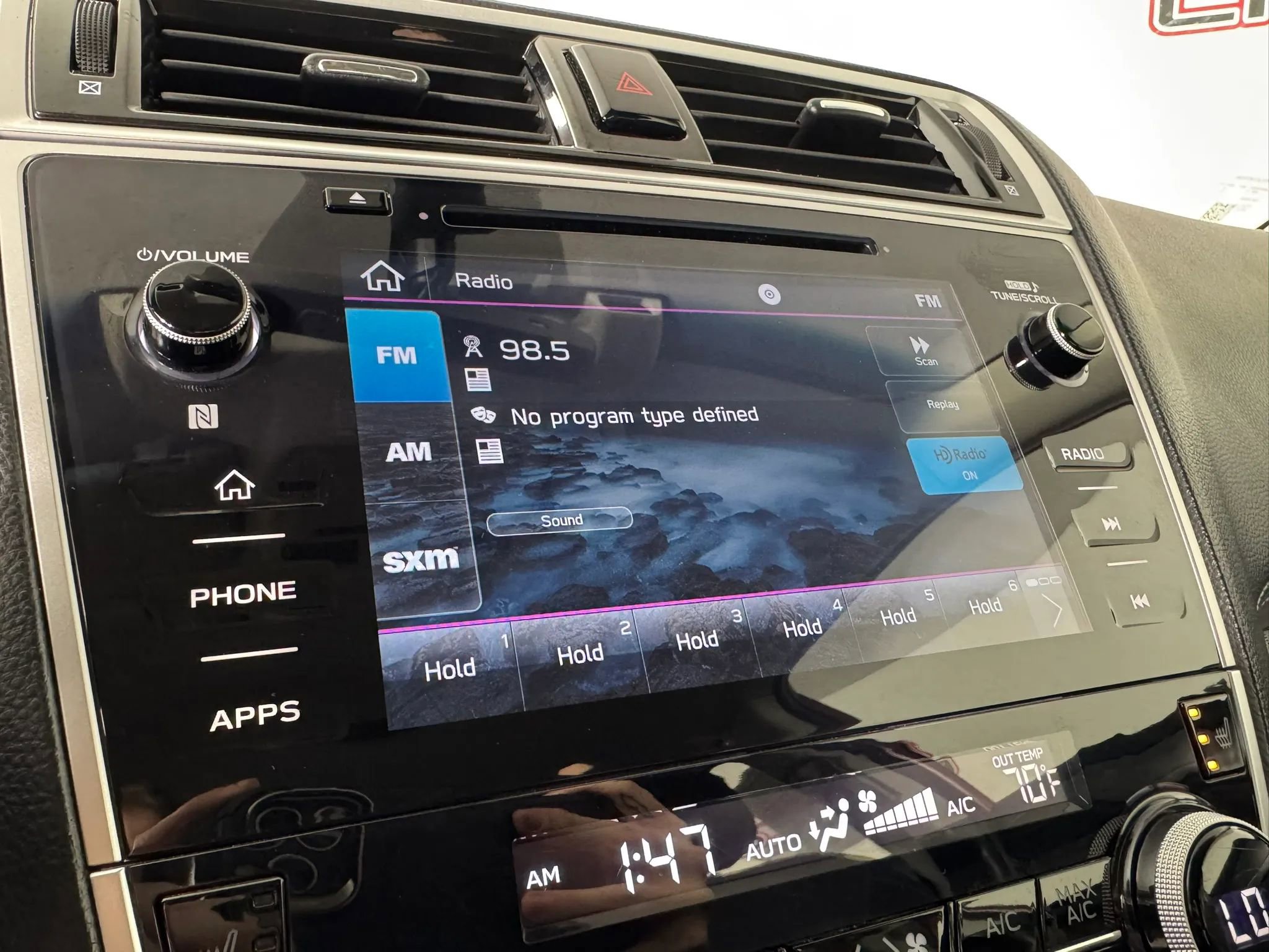 Used 2019 Subaru Legacy 2.5i Premium AWD/4WD image 18