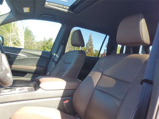 Certified 2024 Honda Passport EX-L image 11