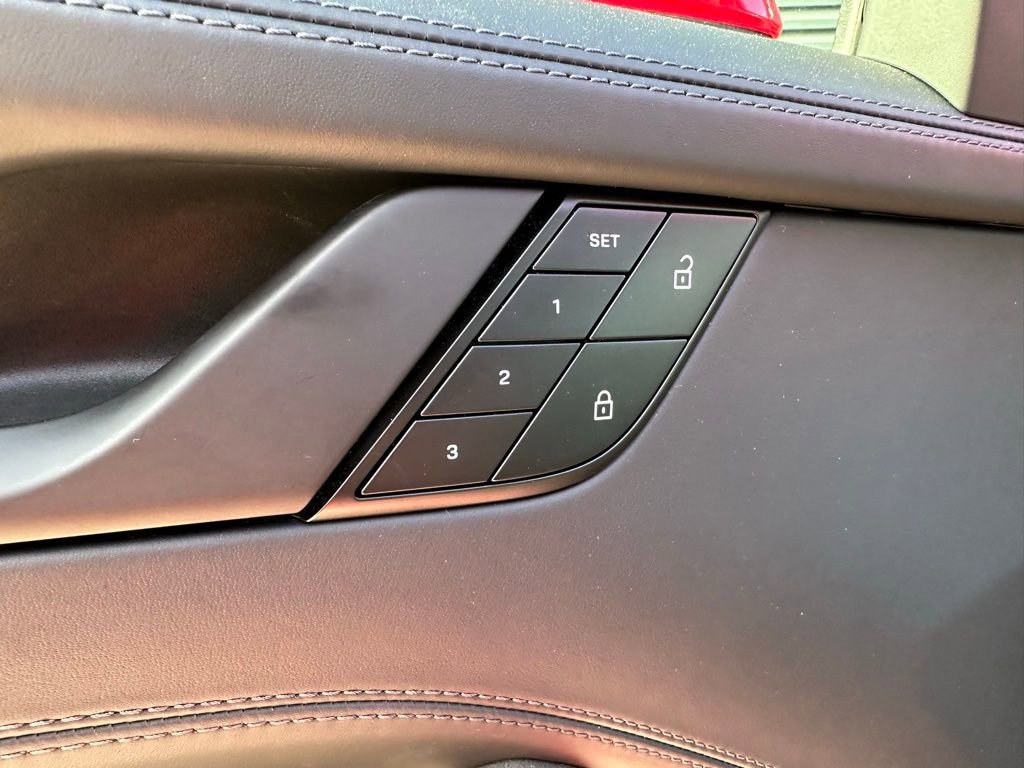 Certified 2024 Porsche 911 Carrera GTS image 20