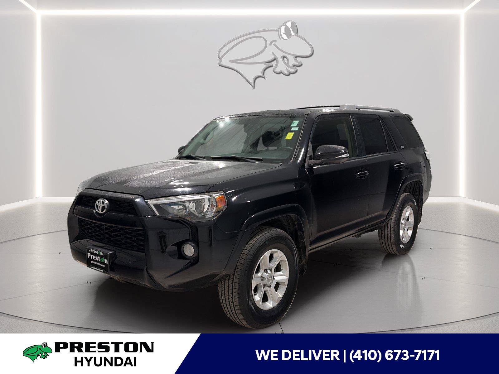 Used 2018 Toyota 4Runner SR5 Premium AWD/4WD image 1