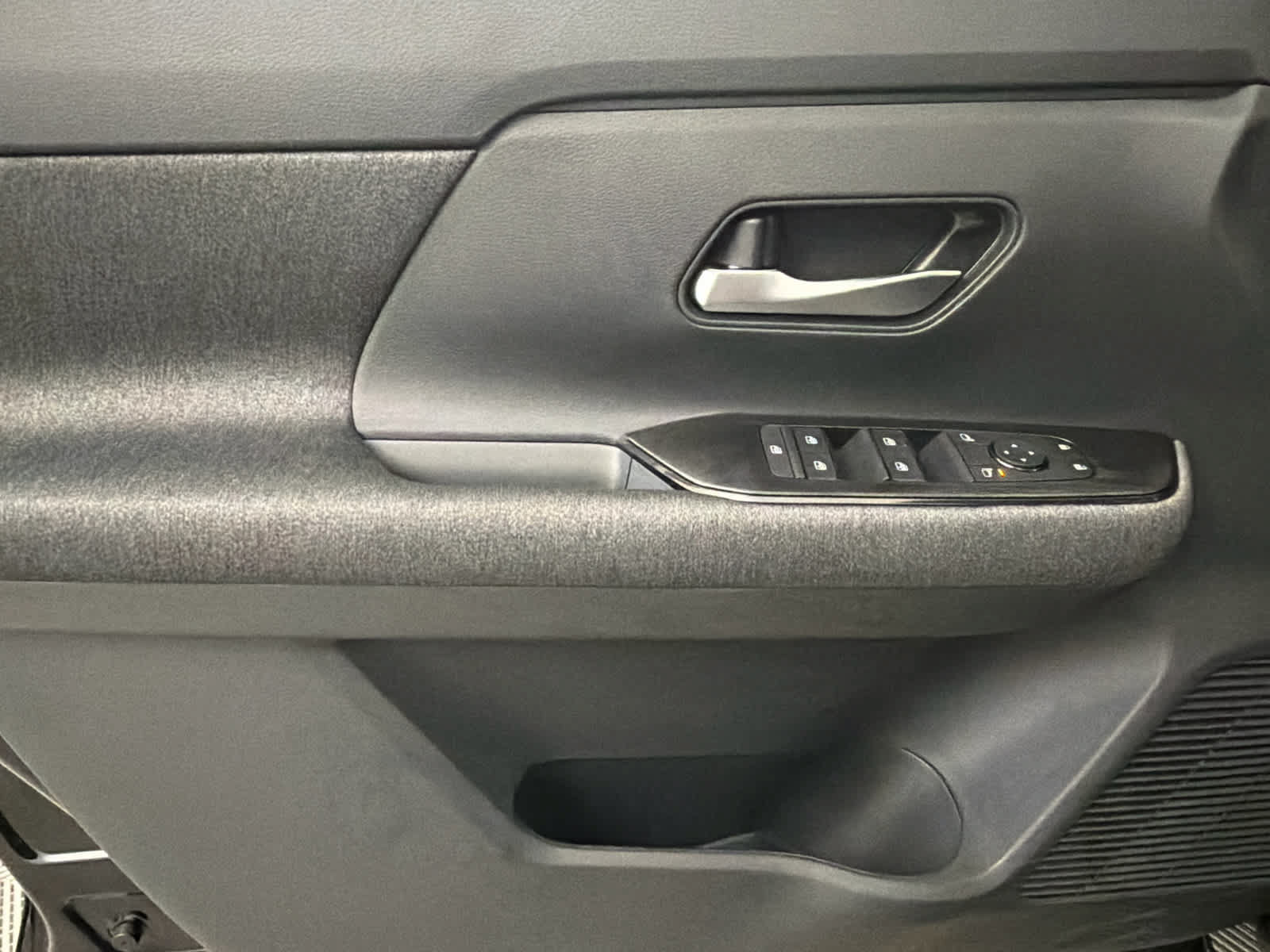 New 2026 Nissan Kicks SV FWD image 22