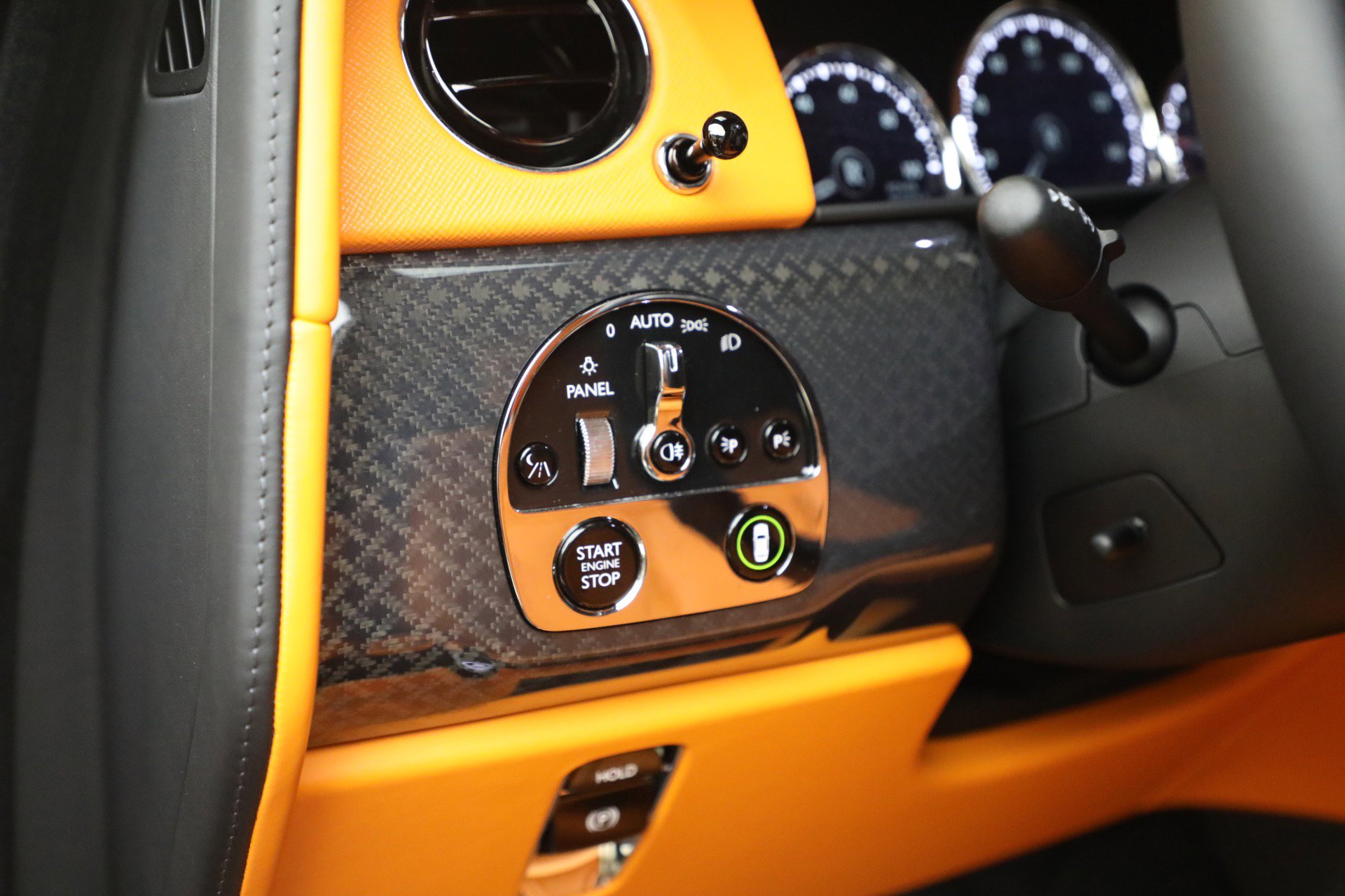 Certified 2024 Rolls-Royce Cullinan Black Badge w/ Driver's Package image 37