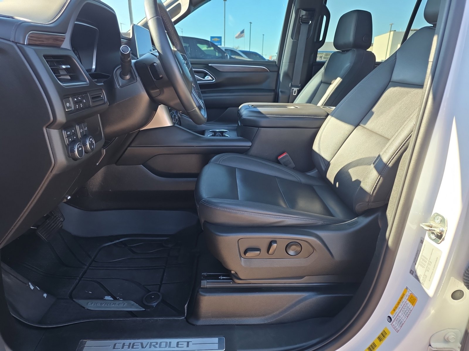 Used 2023 Chevrolet Tahoe Z71 image 12