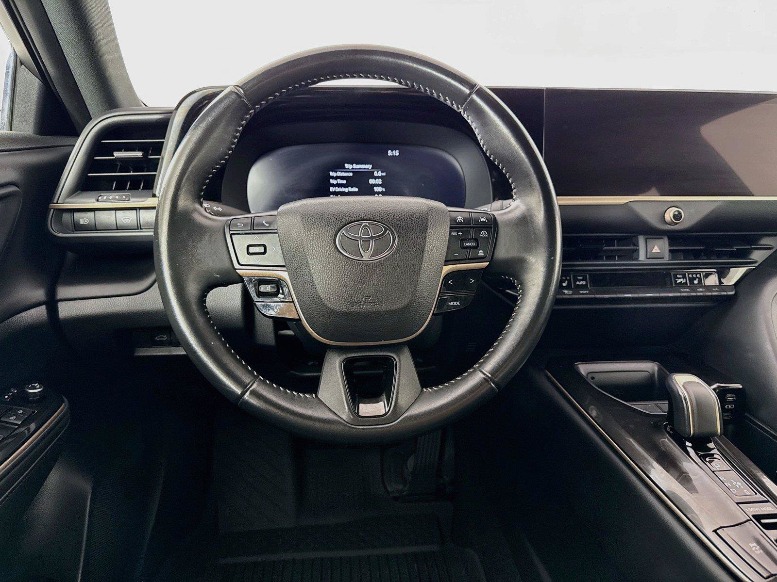 Certified 2024 Toyota Crown AWD/4WD image 30